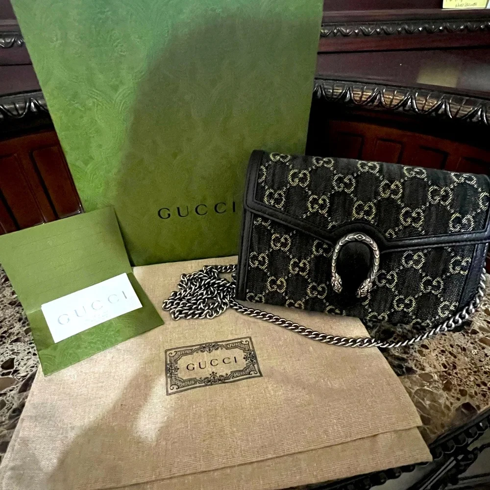 100% Authentic Gucci Handbag - Picture 1 of 9